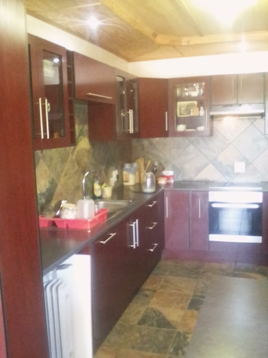 5 Bedroom Property for Sale in Niekerkshoop Northern Cape